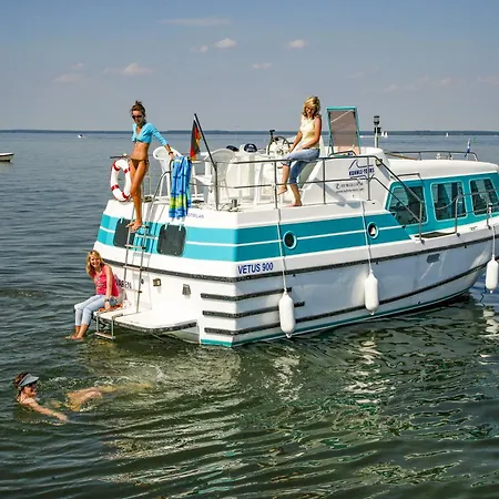 Boats & Yachts At Zehdenick Marina By Kuhnle-tours Πλωτό κατάλυμα Mildenberg